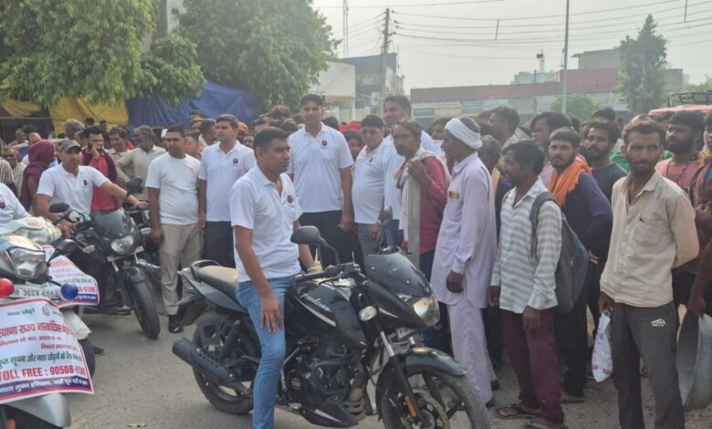 पुलिस लाइन रेवाड़ी से मोटरसाइकिल जागरूकता यात्रा निकाल कर एक सशक्त संदेश दिया – "नशे से नहीं, जीवन से जुड़ो।"