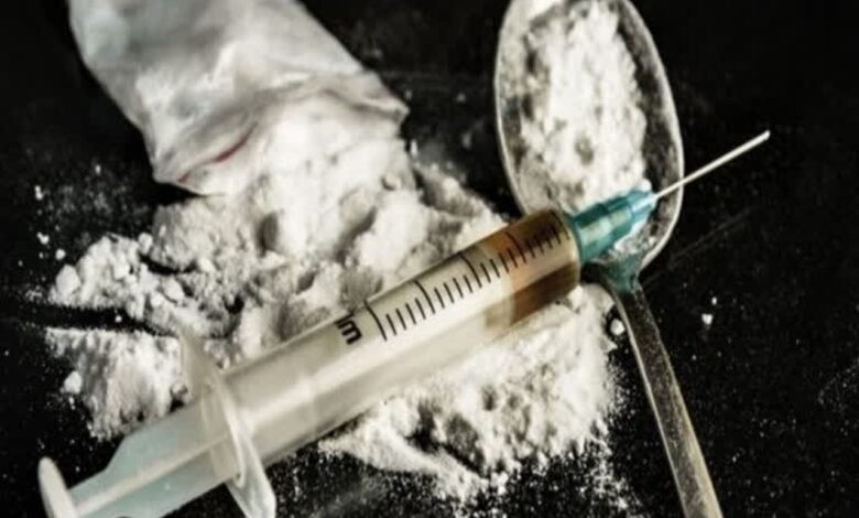NCB Rewari की बडी कार्रवाई: अवैध नशीली दवाइयों के साथ तस्कर दबोचा ऑनलाइन शिकायत पोर्टल मानस (NCBMANAS.GOV.IN) या हरियाणा एनसीबी के टोल फ्री नंबर 90508-91508 पर सूचित करें, ताकि नशा तस्करों को न्याय के कठघरे में लाया जा सके।